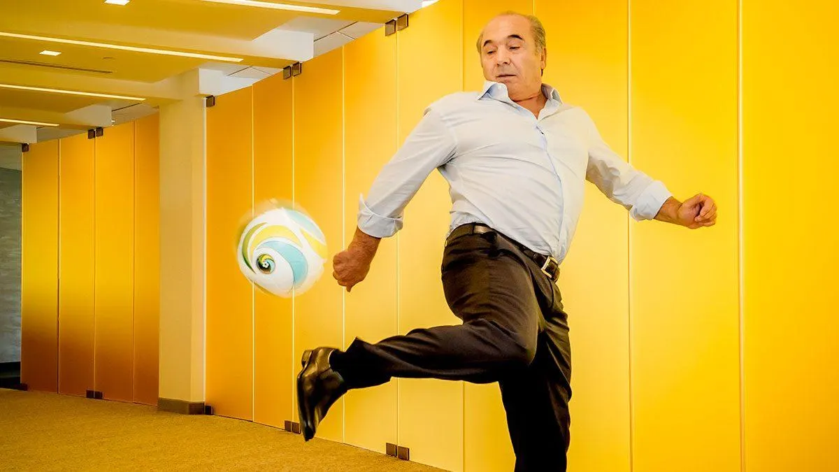 Rocco Commisso Net Worth : 810 crores USD | Unveiling the Unstoppable Rise: Rocco Commisso’s Astonishing Net Worth Redefines Success